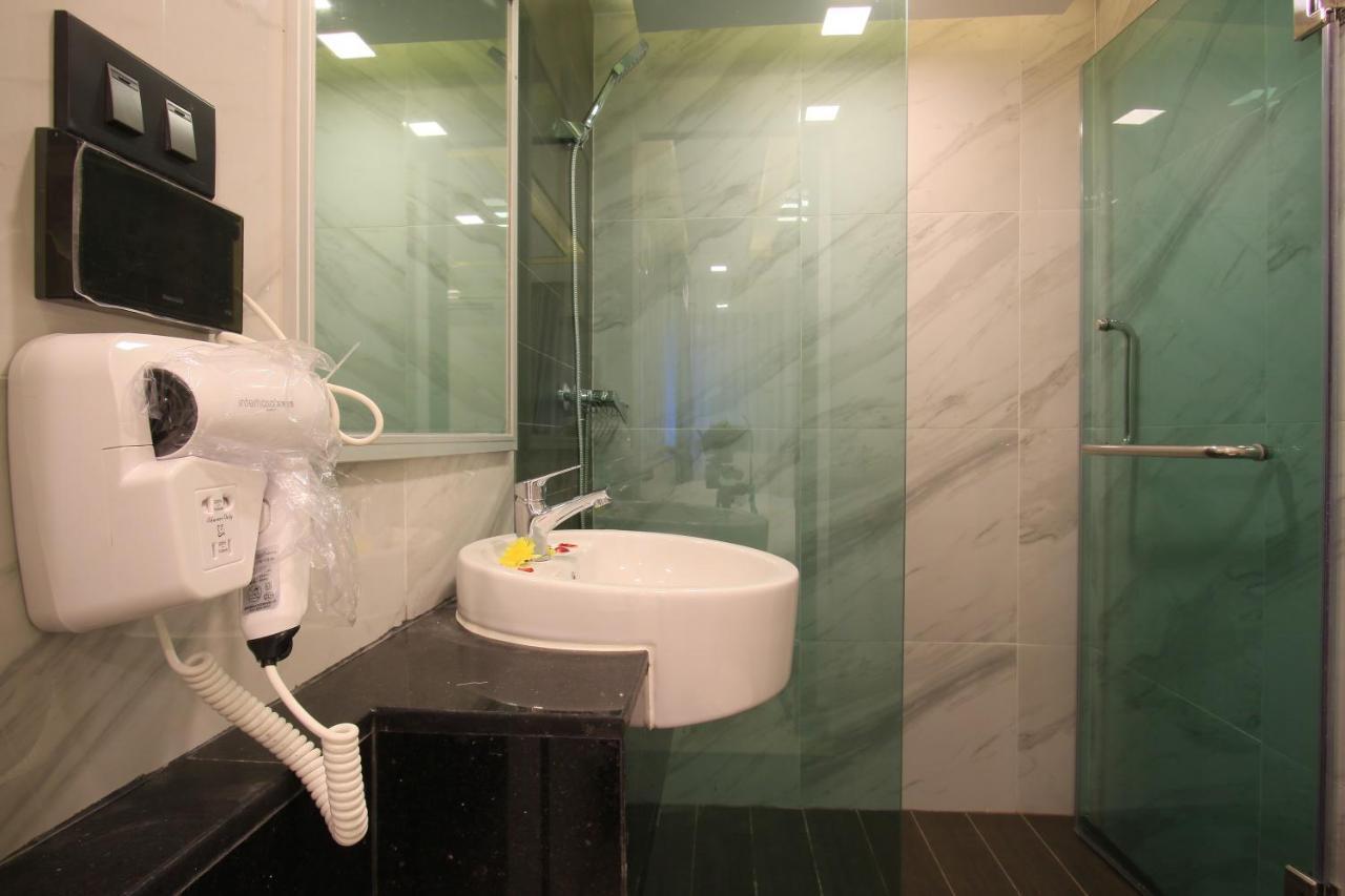 Pratunam Atrium Hotel Bangkok Eksteriør billede